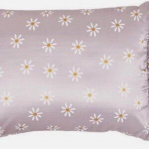 Bella Sleep‎ + Spa  Ruffled Satin Pillow Cases  Daisy New